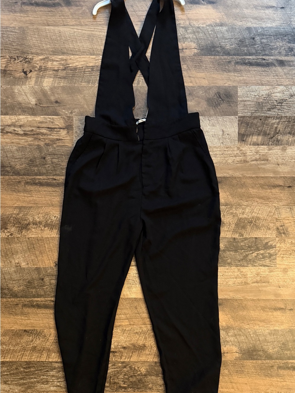 Mustard Seed Black Cross-Back Suspender Jumpsuit